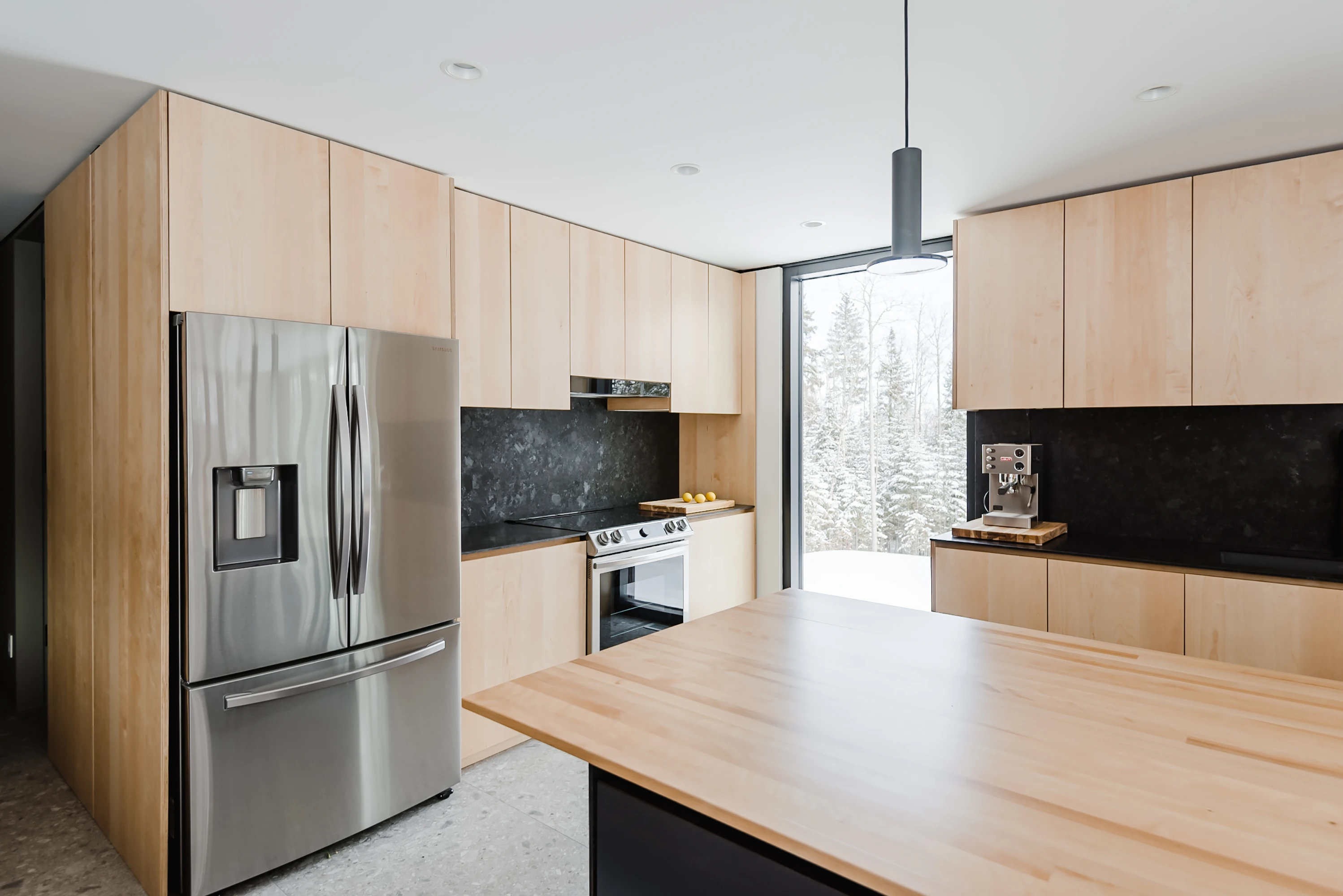 Photo immobilière retouchée avec PHAiTO
                            loading=