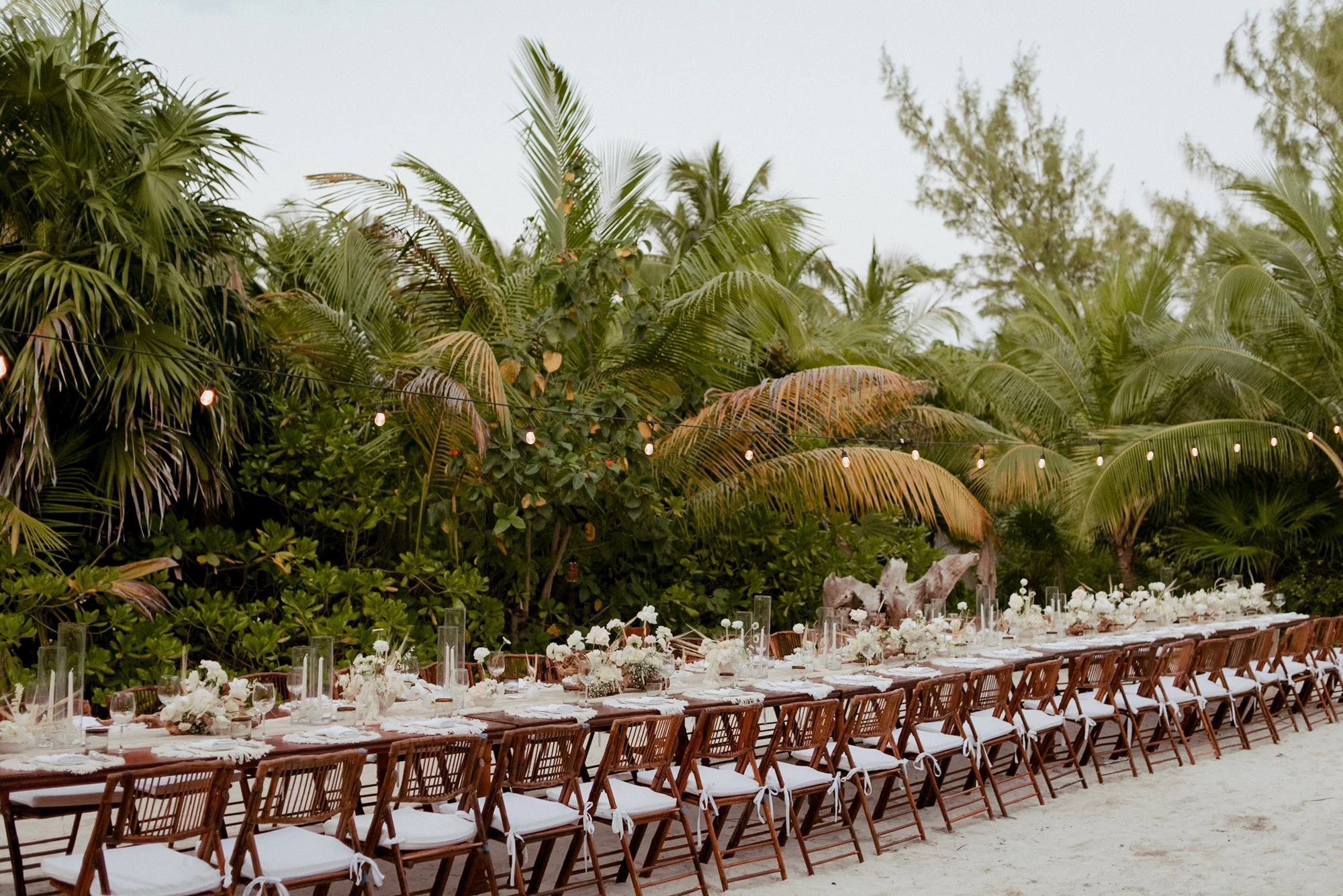 Photo de mariage retouchée avec PHAiTO
                                    loading=