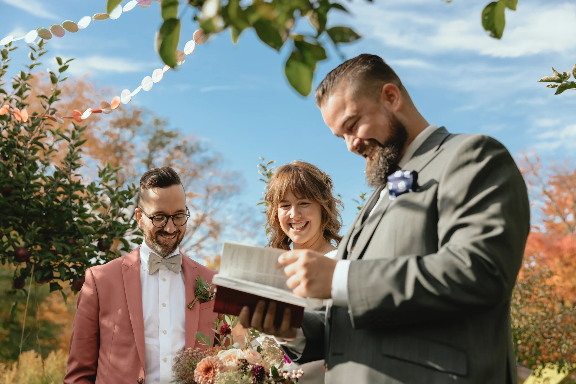 Photo de mariage retouchée avec PHAiTO
                                    loading=